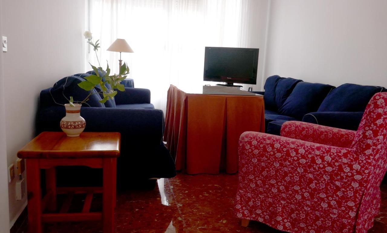 Casa Soleada En Calle Tranquila Seville Luaran gambar