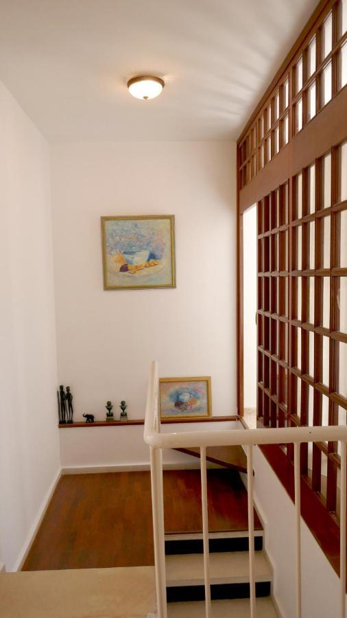Casa Soleada En Calle Tranquila Seville Luaran gambar